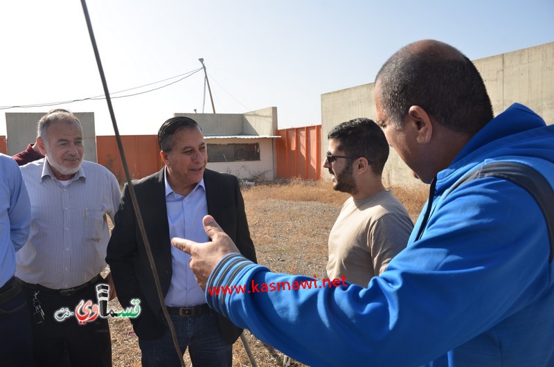 فيديو :عندنا استاد رياضي .. بدء اعمال الحفريات في الاستاد الرياضي الدولي  أبو خميس   والرئيس عادل بدير  قلت ... لن نتوقف ولن نتوقف  .. هذا الإنجاز اقدمه للجماهير القسماوية والاجيال القادمة  